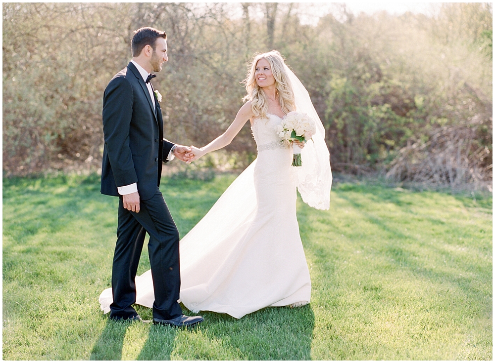 Barns-at-Wesleyan-Hills-wedding-photographer-4
